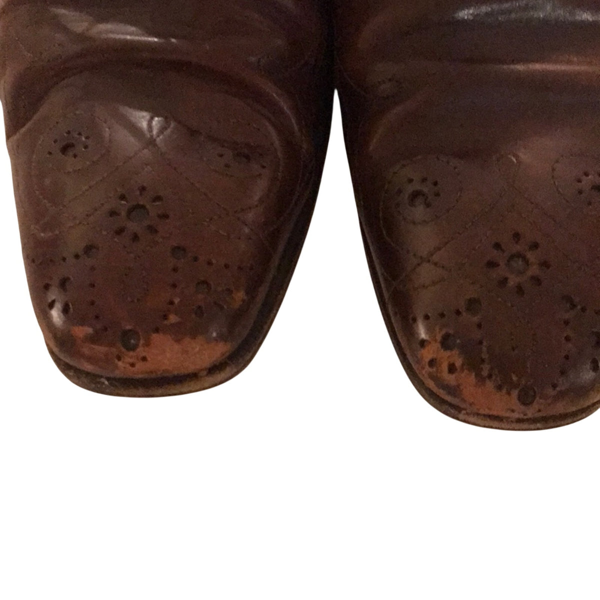 PRADA men’s wingtip oxfords.  Brown size 10.5