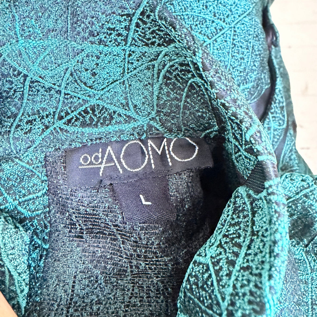 odAOMO Emerald Green Leaf Brocade Structured Sleeveless Top L